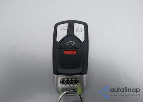 2018 Audi A4 2.0T Premium/2.0T Tech Premium z USA, uszkodzony, nr VIN WAUENAF49JA103241